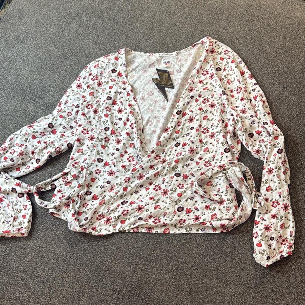 By Junkfood NWOT size XL